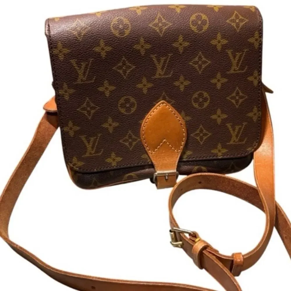 Louis Vuitton Monogram Cartouchiere MM Crossbody With COA - Picture 1 of 14